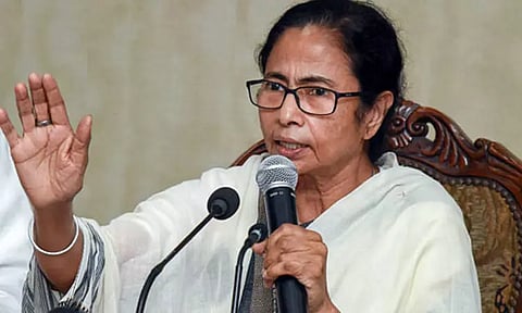 இடைத்தேர்தலில் திரிணாமுல் காங்கிரஸ் தோல்வி; ''பா.ஜனதா-காங்கிரஸ் இடையே கள்ள உறவு'' என்று மம்தா பானர்ஜி ஆவேசம்