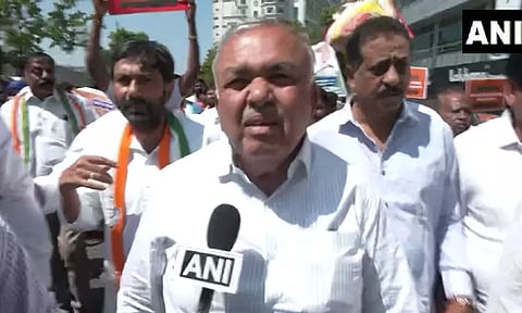 கர்நாடகாவில் லஞ்சம், ஊழல்; முதல்-மந்திரி பதவி விலக கோரி காங்கிரசார் ஆர்ப்பாட்டம்