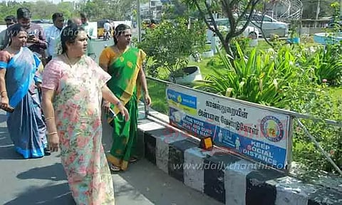 மாநகராட்சி தூய்மை பணிகளை மேயர் இந்திராணி திடீர் ஆய்வு - நகரை தூய்மையாக பராமரிக்க உத்தரவு