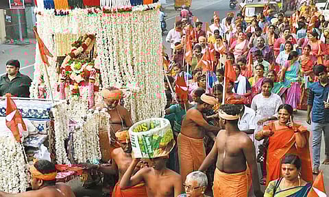 மணலி புதுநகர் தர்மபதி சார்பில் அய்யா வைகுண்டர் அவதார திருநாள் ஊர்வலம்