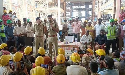 சமூக வலைதளங்களில் பரவிய வதந்தியை பார்த்து யாரும் அச்சப்படத் தேவையில்லை ; போலீஸ் சூப்பிரண்டு பேச்சு