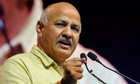 சிசோடியாவை சி.பி.ஐ. சித்ரவதை செய்கிறதா? - ஆம் ஆத்மி புகாரால் பரபரப்பு