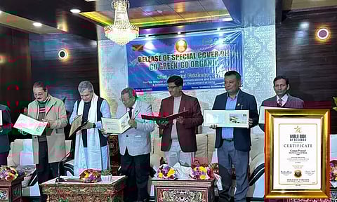 உலக சாதனை புத்தகத்தில் இடம் பெற்ற சிக்கிம் மாநிலம்; சிறப்பு அஞ்சல் தலை வெளியீடு