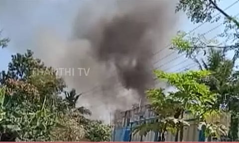 அடுத்தடுத்து பற்றி எரிந்த 21 வீடுகள்... வெடித்த சிதறிய சிலிண்டர்கள் - காஞ்சிபுரத்தில் பயங்கரம்