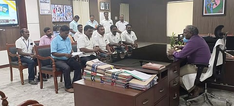 விடுதலை சிறுத்தைகள் கட்சியினர் ஆர்ப்பாட்டம்