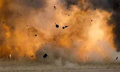 பிகாரில் ராணுவ பயிற்சியின் போது இலக்குத் தவறி வெடிகுண்டு வெடித்ததில் 3 பேர் பலி..!