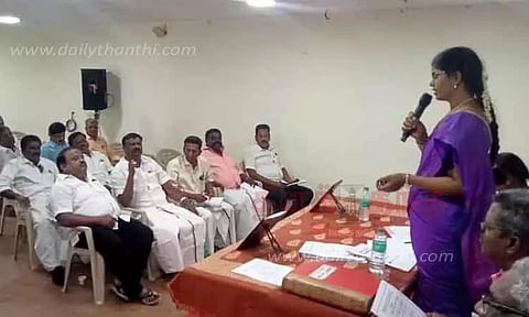 திருவண்ணாமலையில் மாவட்ட ஊராட்சிக்குழு கூட்டம்