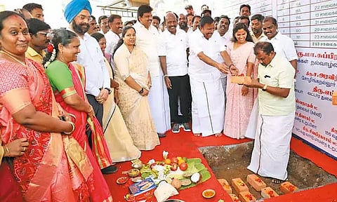 ரூ.508 கோடி மதிப்பில் 688 சாலைகளில் மழைநீர் வடிகால்வாய் கட்டும் பணி - அமைச்சர் கே.என்.நேரு தகவல்