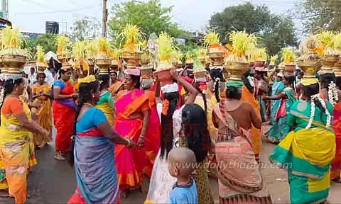 முளைப்பாரி ஊர்வலம்