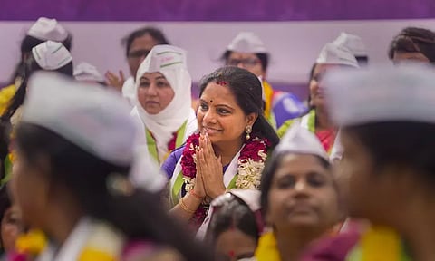 மதுபான கொள்கை வழக்கு: தெலுங்கானா முதல்-மந்திரியின் மகள் கவிதா அமலாக்கத்துறை முன் ஆஜர்