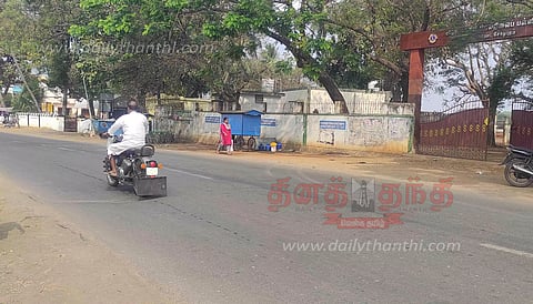 வேகத்தடைகளை மீண்டும் அமைக்காததால் விபத்துகள் ஏற்படும் அபாயம்