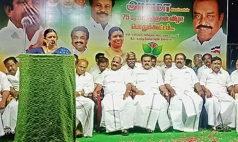 அ.தி.மு.க. கொண்டு வந்த மக்கள் நலத்திட்டங்களை தி.மு.க. அரசு முடக்கிவிட்டது; தேன்மொழி சேகர் எம்.எல்.ஏ. குற்றச்சாட்டு