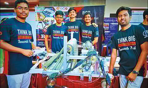கடற்கரையை சுத்தப்படுத்தும் ரோபோ, காடுகளை வளர்க்கும் டிரோன்; ஐ.ஐ.டி. மாணவர்களின் கண்டுபிடிப்புகள்