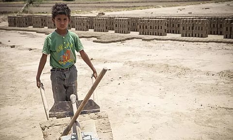 நாட்டில் 3 ஆண்டுகளில் 1,800 குழந்தை தொழிலாளர்கள் வழக்குகள் பதிவு