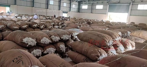 எருமப்பட்டி ஊருக்குள் வராத பஸ்கள்