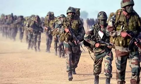 அக்னிபத் திட்டத்தின் கீழ் ராணுவத்தில் சேர ஆன்லைன் தேர்வு - விண்ணப்பிக்க நாளை கடைசி நாள்