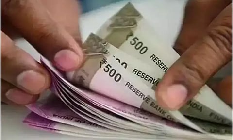 பத்திரப்பதிவு, நகராட்சி, ஆர்.டி.ஓ. அலுவலகங்களில் லஞ்ச ஒழிப்பு போலீசார் அதிரடி சோதனை