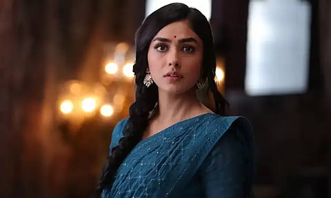 மிருணாள் தாகூர் சம்பளம் ரூ.6 கோடி