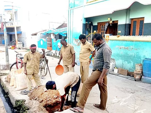 வரி செலுத்தாதவர்களின் வீடுகளுக்கு குடிநீர் இணைப்பு துண்டிப்பு