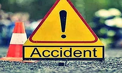 நெல்லை கலெக்டர் அலுவலகத்தில் இரும்பு தடுப்புகள் அமைப்பு