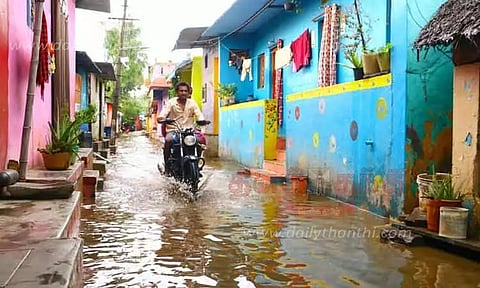 இடி, மின்னலுடன் கொட்டித் தீர்த்த மழை