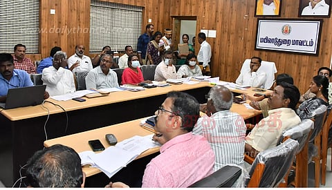 விவசாயிகளுக்கு விரைவில் உரிய இழப்பீடு தொகையை வழங்க வேண்டும்