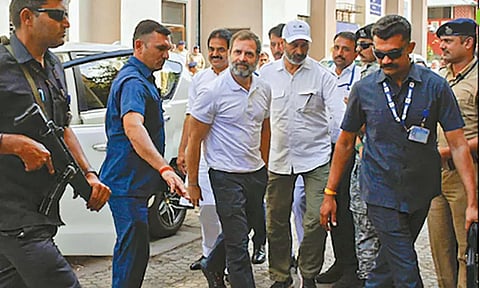 ராகுல் காந்திக்கு 2 ஆண்டு சிறை: 'பா.ஜ.க. அல்லாத தலைவர்கள் மீது வழக்கு போட்டு அழிக்க சதி நடக்கிறது'எதிர்க்கட்சி தலைவர்கள் கருத்து