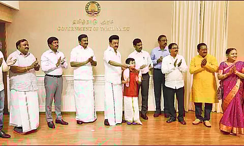 சென்னை மந்தைவெளியில் உள்ள சாலைக்கு 'டி.எம்.சவுந்தரராஜன் பெயர்' முதல்-அமைச்சர் திறந்து வைத்தார்