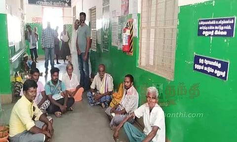 கோவில்பட்டி அரசு ஆஸ்பத்திரியில் உள்நோயாளிகள் திடீர் போராட்டம்