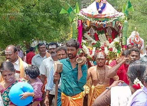 சத்தியமங்கலத்துக்கு வந்த பண்ணாரி மாரியம்மன் சப்பரம் பக்தர்கள் வரவேற்பு