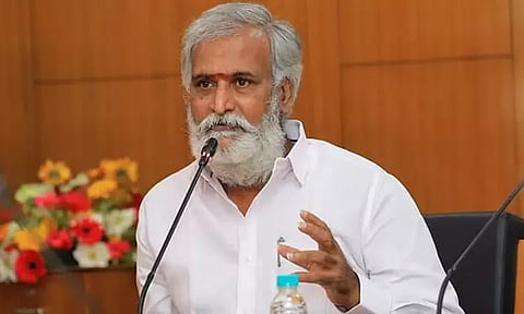 சட்டமன்றத்தில் அறிவிக்கப்பட்ட திட்டங்கள்: சி.எம்.டி.ஏ. அதிகாரிகளுடன் அமைச்சர் சேகர்பாபு ஆலோசனை