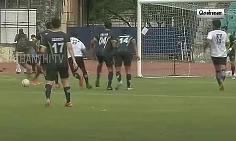 சென்னையில் ஐ.பி.எஸ். அணிக்கு எதிரான கால்பந்து போட்டி: 3-1 என்ற கோல் கணக்கில் ஐ.ஏ.எஸ். அணி வெற்றி