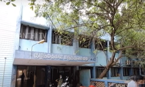 பிறந்த பச்சிளம் குழந்தை விற்க முயற்சி... மதுரை அரசு மருத்துவமனையில் அதிர்ச்சி