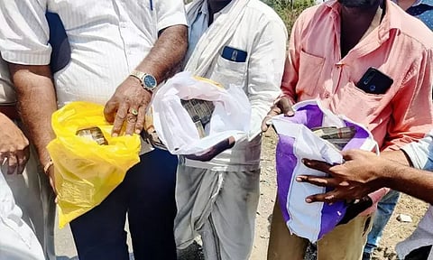 கர்நாடக சட்டசபை தேர்தல் அறிவிப்பு வெளியான அன்றே ரூ.35.5 லட்சம் பறிமுதல்; பறக்கும் படை அதிரடி