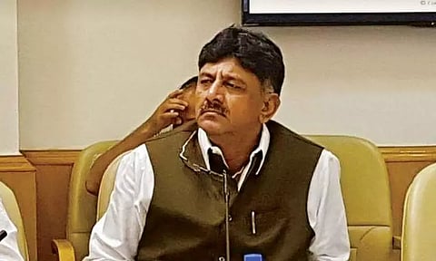 கர்நாடக சட்டசபை தேர்தல்; எங்களுக்கு கூட்டணி தேவையில்லை, 3-ல் 2 பங்கு மெஜாரிட்டி பெறுவோம்: காங்கிரஸ் அறிவிப்பு