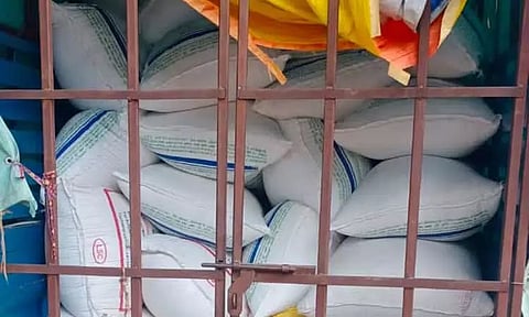 உளுந்தூர்பேட்டை அருகே 2 டன் ரேஷன் அரிசி கடத்தியவர் கைது