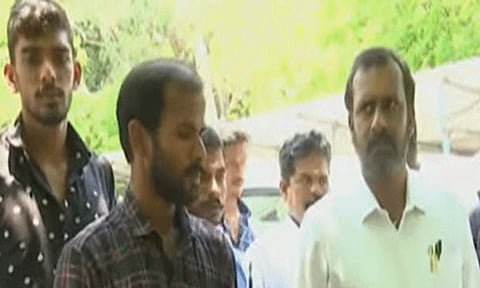 நெல்லை: அம்பாசமுத்திரம் பல் பிடுங்கிய விவகாரத்தில் பாதித்த 5 பேரிடம் இன்று விசாரணை