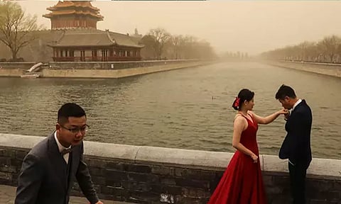 சீனாவில் வினோதம்; காதல் செய்ய மாணவ மாணவிகளுக்கு ஒரு வாரம் விடுப்பு வழங்கிய கல்லூரிகள்...?