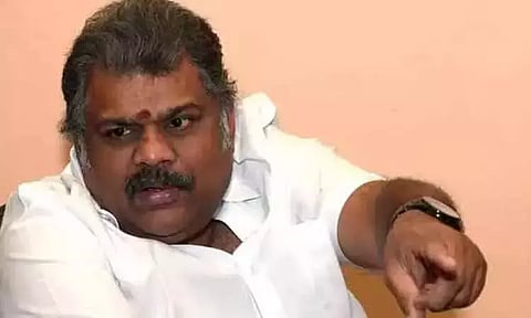 சுங்க கட்டண உயர்வை மறுபரிசீலனை செய்ய வேண்டும் - ஜி.கே.வாசன் வலியுறுத்தல்