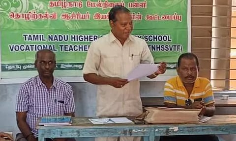 தொழிற்கல்வி ஆசிரியர் காலிப்பணியிடங்களை நிரப்ப வேண்டும்