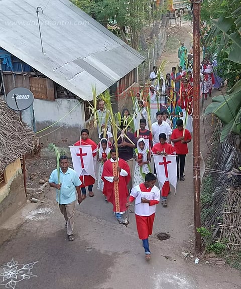 குருத்தோலை ஞாயிறு ஊர்வலம்