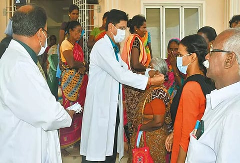 முக கவசத்தின் அவசியம் குறித்த விழிப்புணர்வு நிகழ்ச்சி