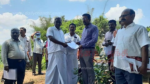 காவிரி ஆற்றில் மணல் குவாரி அமைக்கக்கூடாது