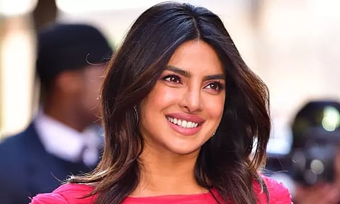 இந்திப்பட மாபியா கும்பல் பற்றி பேச எனக்கு இப்போதுதான் தைரியம் வந்தது - நடிகை பிரியங்கா சோப்ரா