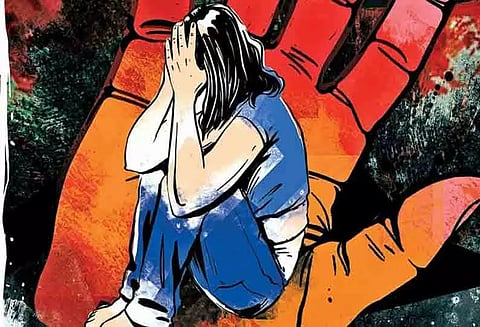 பள்ளி, கல்லூரிகளில் பாலியல் குற்றங்களைத் தடுப்பது எப்படி?; கல்வியாளர், உளவியல் ஆலோசகர்கள் கருத்து