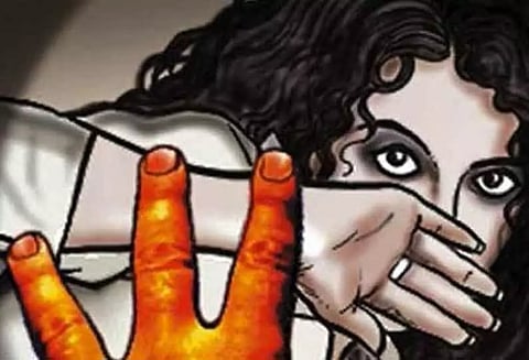 பள்ளி, கல்லூகளில் பாலியல் குற்றங்களை கட்டுப்படுத்துவது எப்படி?