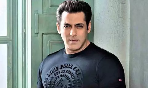 சினிமாவை விட்டு "5 நடிகர்கள் விலகவே மாட்டோம்" -நடிகர் சல்மான்கான்