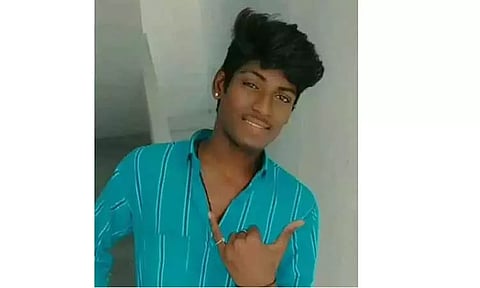 உளுந்தூர்பேட்டையில்வாகனம் மோதி வாலிபர் பலி