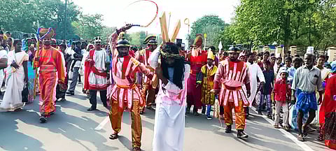 அரூர்புனித மரியன்னை ஆலயத்தில் சிலுவைபாடு நிகழ்ச்சி