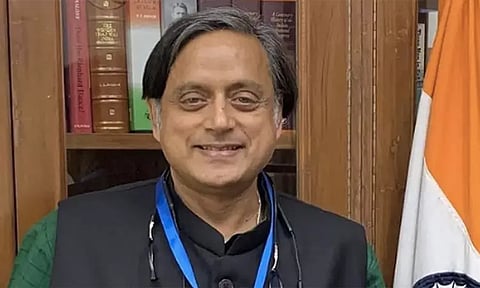 கர்நாடகத்தில் காங்.வெற்றி பெற்றால் 100 சதவீத அர்ப்பணிப்புடன் ஆட்சி நடத்துவோம்-சசிதரூர் எம்.பி